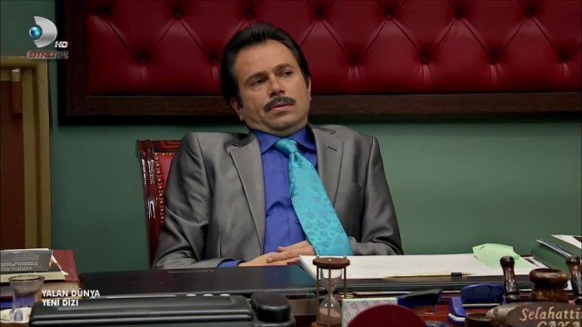 Yalan Dünya Fotoğrafı