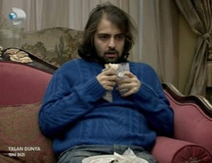 Yalan Dünya Fotoğrafı