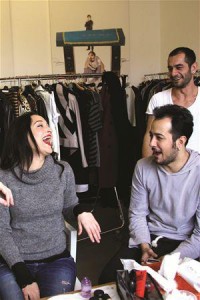 Yalan Dünya Fotoğrafı