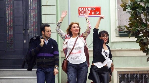 Yalan Dünya Fotoğrafı