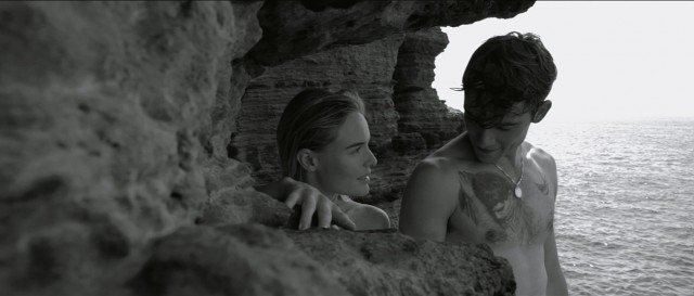 Ve Biz Buradayken Fotoğrafı