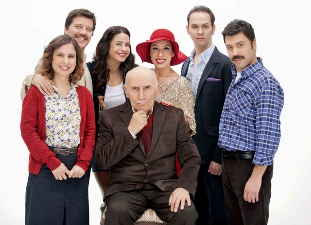 Mutlu Aile Defteri Fotoğrafı