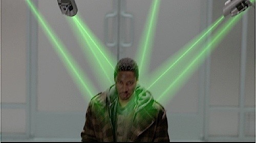 Yüksek Gerilim fotoğrafı