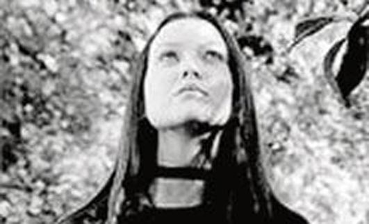 Masumiyet Yankıları Fotoğrafı