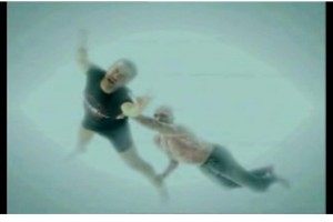 Kabuslar Evi: Karanlıktan Gelen Fotoğrafı