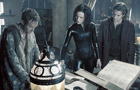 Karanlıklar Ülkesi: Evrim Fotoğrafı