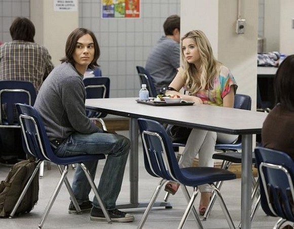 Sevimli Küçük Yalancılar Fotoğrafı