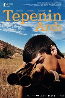 Tepenin Ardı (2012) afişi