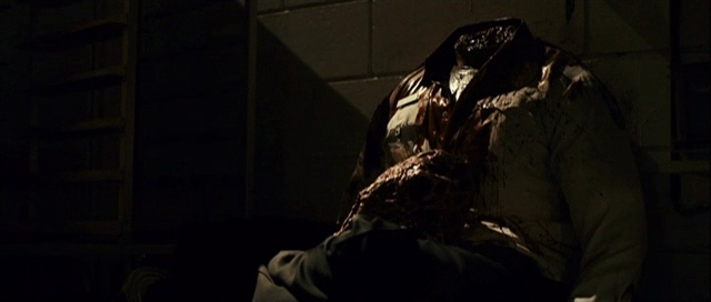 Asylum Blackout fotoğrafı