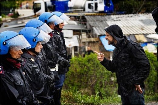 Katil Polisler fotoğrafı