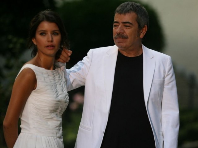 Aşk-ı Memnu Fotoğrafı