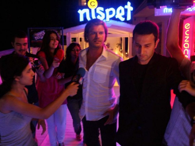 Aşk-ı Memnu Fotoğrafı