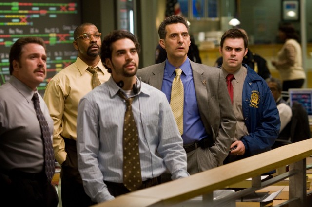 Metrodan Kaçış Fotoğrafı