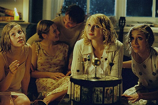 Düşlerdeki Aşk Neye Yarar? Fotoğrafı