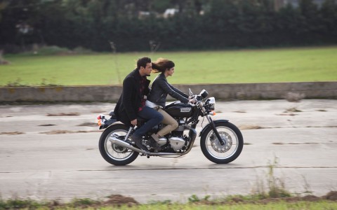 Sensiz Olmaz Fotoğrafı