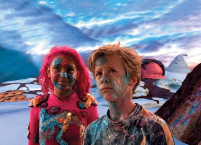 Köpekbalığı Ve Volkan Kızın Maceraları fotoğrafı