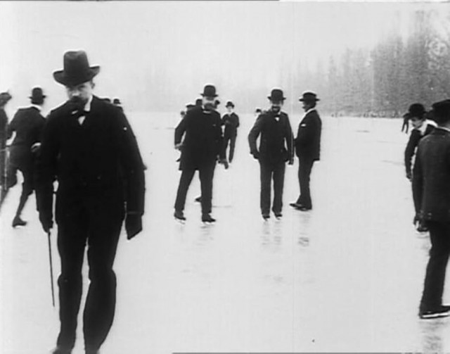 Patineurs Sur Le Lac D'enghien (1901) afişi