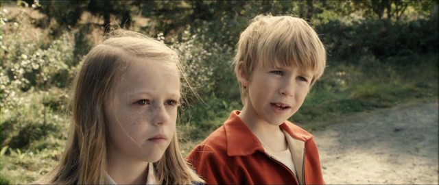 Twigson Ties the Knot fotoğrafı