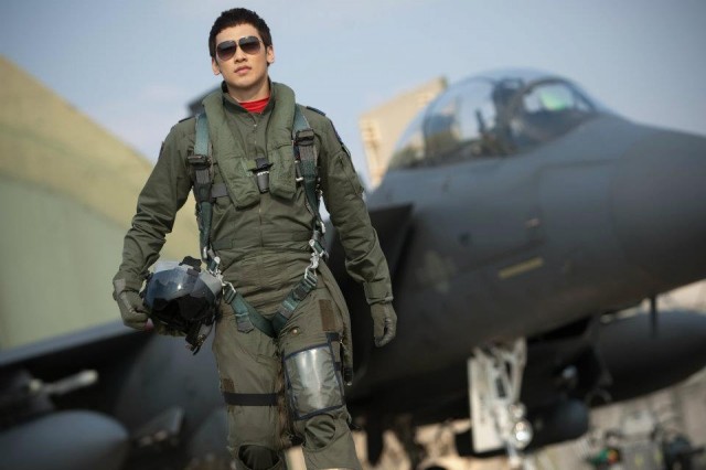 R2B: Return to Base Fotoğrafı