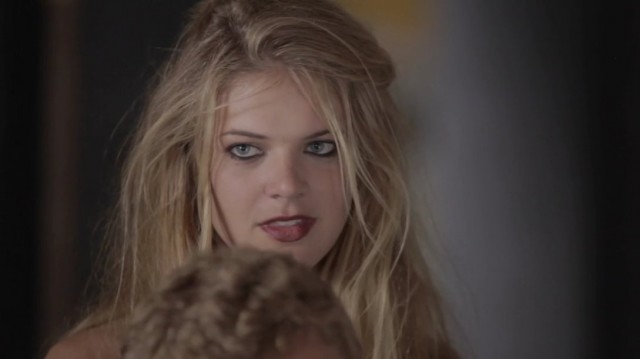 Buttwhistle fotoğrafı