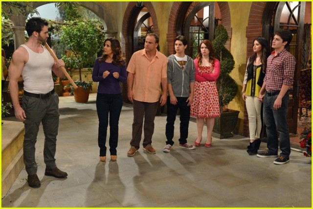 The Wizards Return: Alex Vs. Alex Fotoğrafı