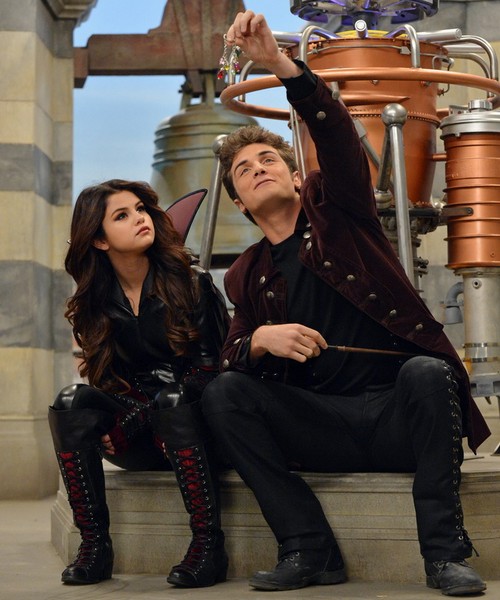 The Wizards Return: Alex Vs. Alex Fotoğrafı