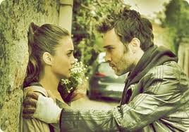 Bir Aşk Hikayesi Sezon 1 Fotoğrafı