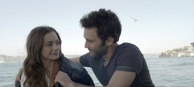 Bir Aşk Hikayesi Sezon 1 Fotoğrafı