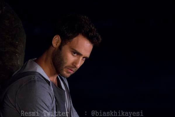 Bir Aşk Hikayesi Sezon 1 Fotoğrafı