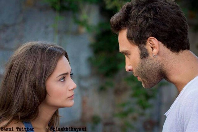 Bir Aşk Hikayesi Sezon 1 Fotoğrafı