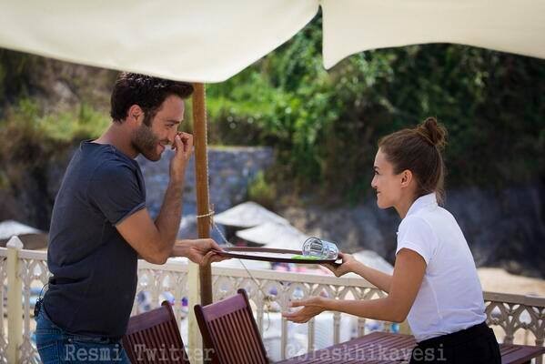 Bir Aşk Hikayesi Sezon 1 Fotoğrafı