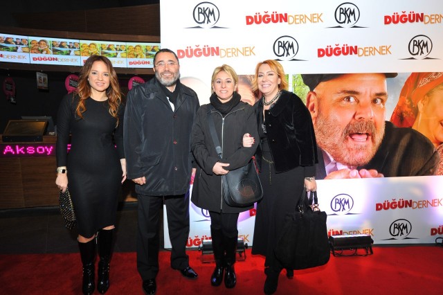 Düğün Dernek Fotoğrafı