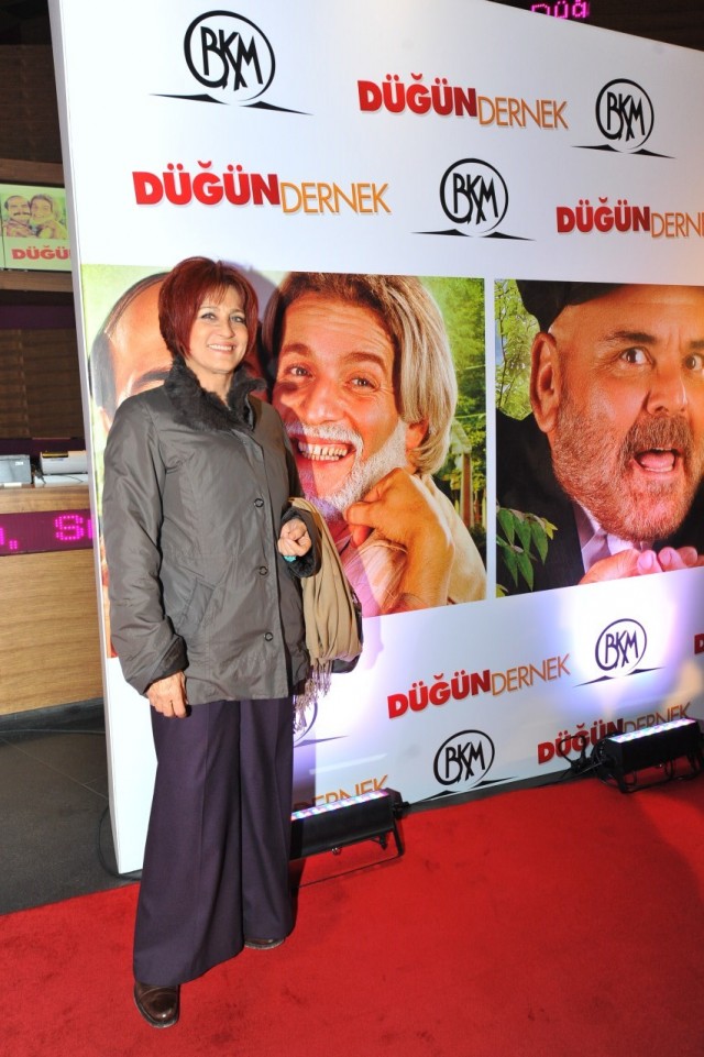 Düğün Dernek Fotoğrafı