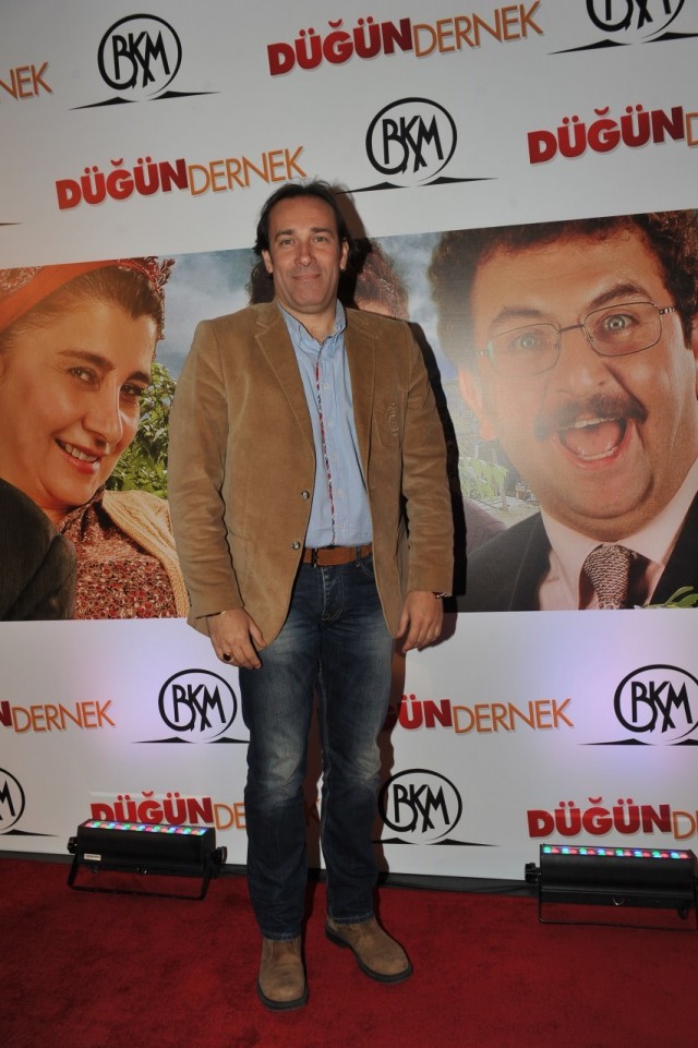 Düğün Dernek Fotoğrafı