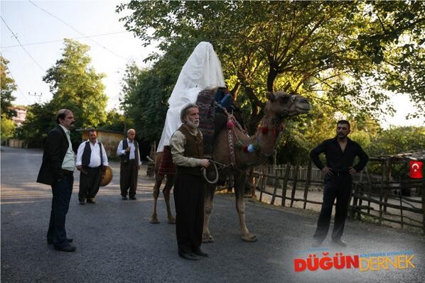 Düğün Dernek Fotoğrafı