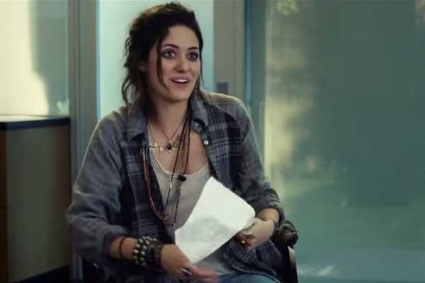 Sen, Sen Değilsin Fotoğrafı