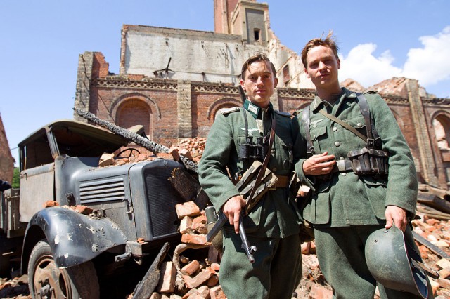 Unsere Mütter, unsere Väter Fotoğrafı