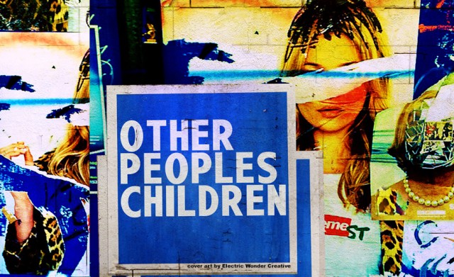 Diğer İnsanların Çocukları fotoğrafı