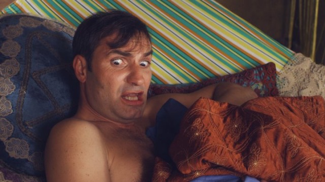 Erkeğin Derdi Ceviz Kırmak Fotoğrafı