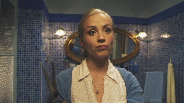 Erkeğin Derdi Ceviz Kırmak Fotoğrafı