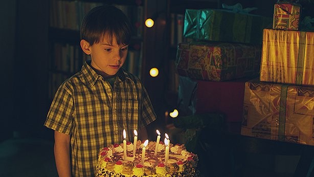 Erkeğin Derdi Ceviz Kırmak Fotoğrafı