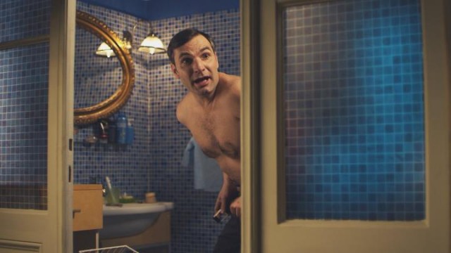 Erkeğin Derdi Ceviz Kırmak Fotoğrafı