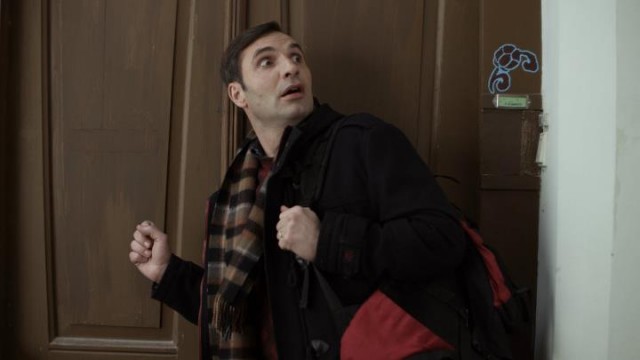 Erkeğin Derdi Ceviz Kırmak Fotoğrafı