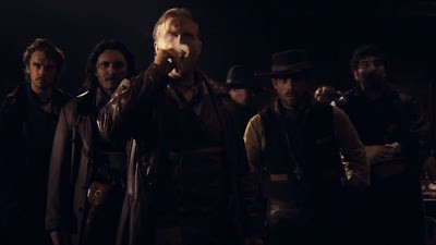 Kasabadaki Ölü Fotoğrafı