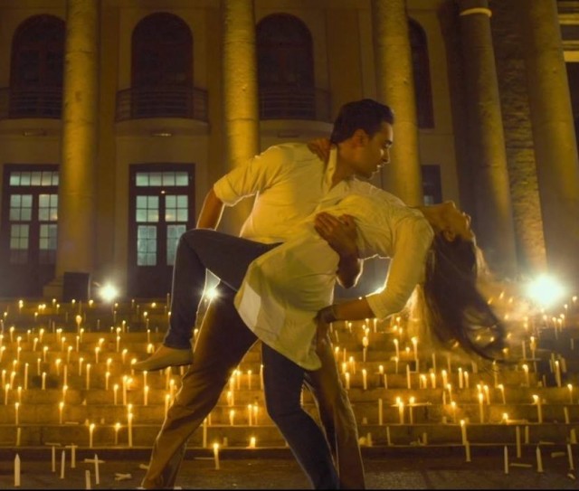 Gori Tere Pyaar Mein Fotoğrafı