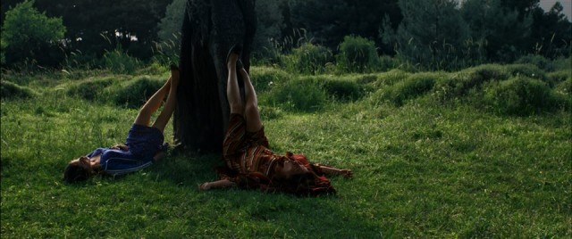 Şarkı Söyleyen Kadınlar fotoğrafı