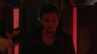 By the Gun fotoğrafı