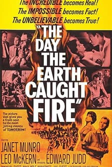 The Day the Earth Caught Fire (1961) afişi