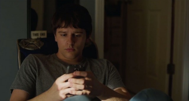 Men, Women & Children fotoğrafı