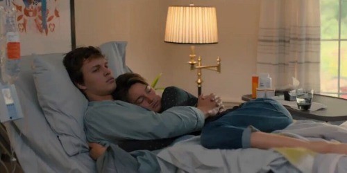 Aynı Yıldızın Altında fotoğrafı